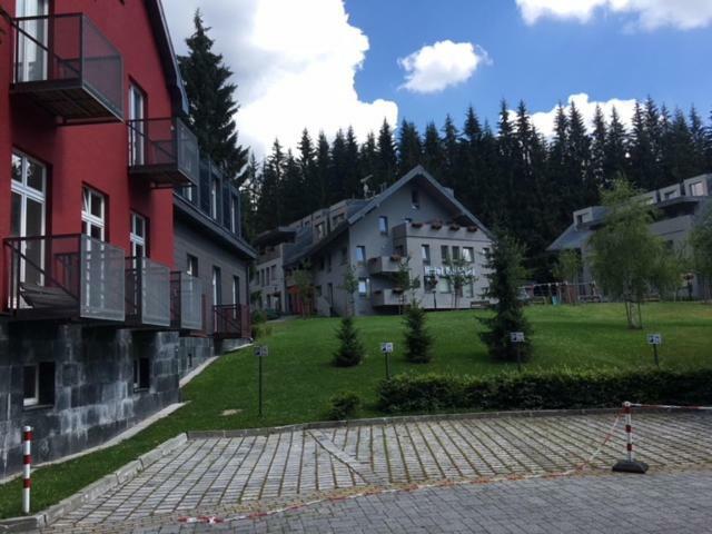 Resort 302 Harrachov Exterior foto